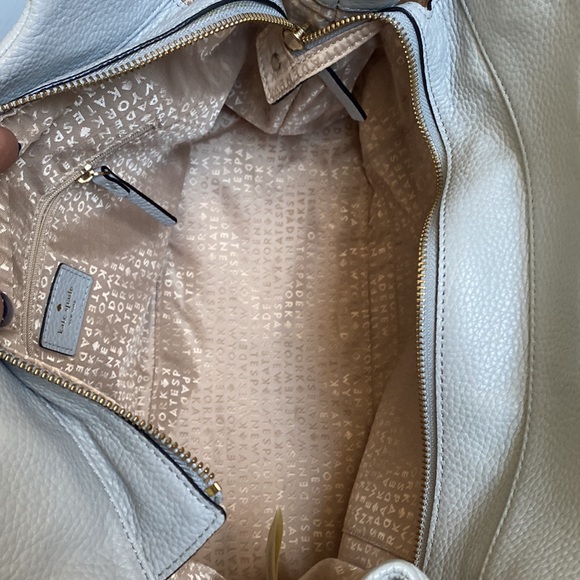 Kate spade New York shoulder bag used one time. Very much like new without tags. - Picture 4 of 6